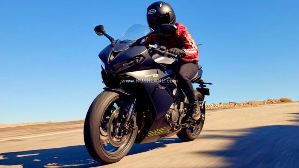 Triumph Daytona 660